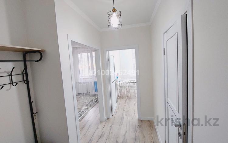 1-бөлмелі пәтер · 40 м² · 4/9 қабат, Абикен Бектурова 11/1, бағасы: 220 000 ₸ в Астане, Нура р-н — фото 2