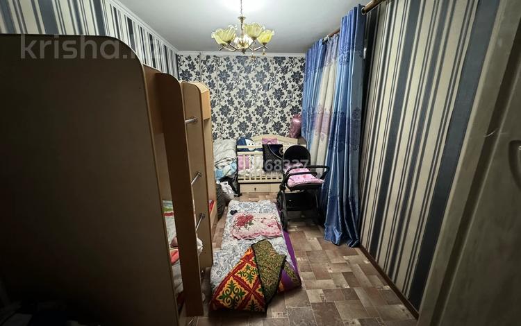 2-комнатная квартира, 42 м², 3/5 этаж, Гагарина 34 — крытый рынок за 15 млн 〒 в Шымкенте — фото 2