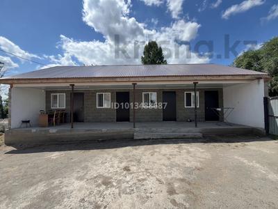 Дом · 4 комнаты · 80 м², Бекхожина 4/1 за 4 000 ₸ в Баянауле