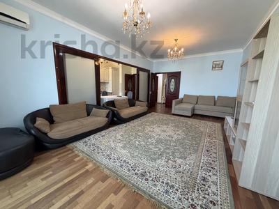 2-бөлмелі пәтер · 81.8 м² · 18/21 қабат, Самал-2 ш/а., Достык 97б, бағасы: 84 млн ₸ в Алматы, Медеуский р-н