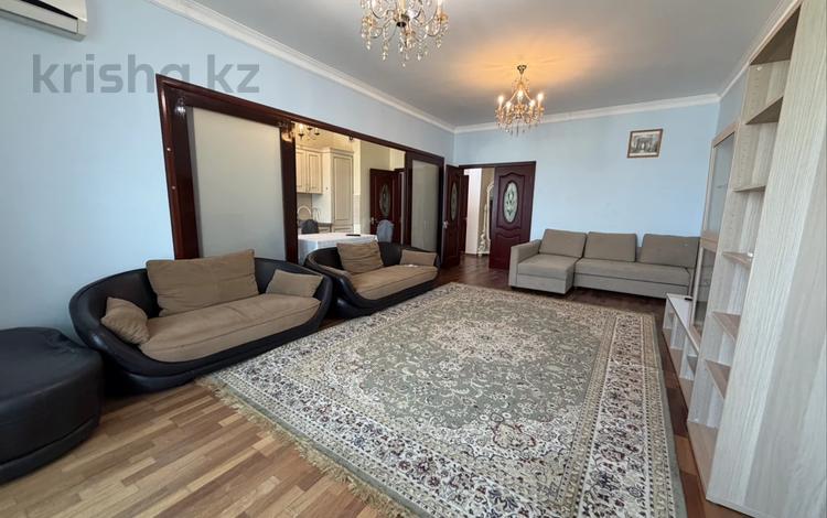 2-бөлмелі пәтер · 81.8 м² · 18/21 қабат, Самал-2 ш/а., Достык 97б, бағасы: 84 млн ₸ в Алматы, Медеуский р-н — фото 28
