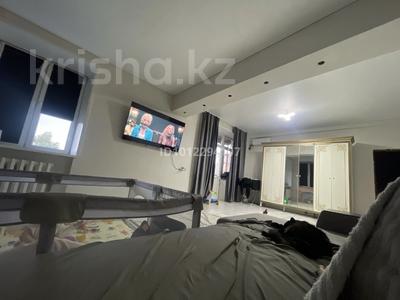 3-бөлмелі пәтер · 80 м² · 5/5 қабат, просп. Нурсултана Назарбаева 52, бағасы: 25 млн ₸ в Усть-Каменогорске, Ульбинский