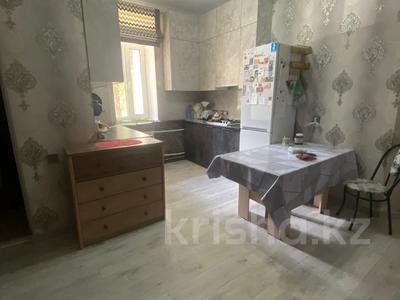 2-комнатная квартира · 44 м² · 1/6 этаж, мкр Болашак 131г за 18 млн 〒 в Актобе