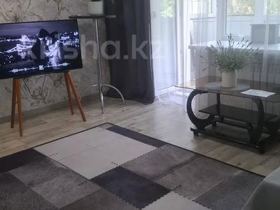 1-комнатная квартира · 36 м² · 2/5 этаж, Ауэзова 20 — Магазин Колос за 16 000 ₸ в Усть-Каменогорске