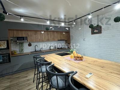 Жеке үй · 5 бөлме · 150 м² · 6 сот., Туйебекова 30 — Аскарова-Желтоксан, рядом Лагманка, глазная б-ца, бағасы: 45 млн 〒 в Таразе