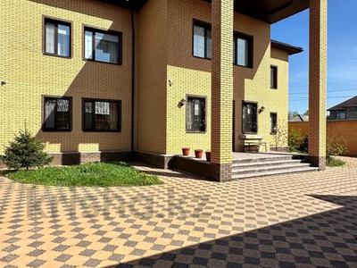 Продажа домов и дачи в Павлодарской обл.: Отдельный дом · 8 комнат · 428 м² · 8 сот., Желтоксан 179 за 300 млн 〒 Отдельный дом · 8 комнат · 428 м² · 8 сот., Желтоксан 179 за 300 млн 〒 в Павлодаре