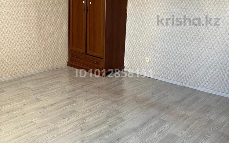 1-бөлмелі пәтер · 46.5 м² · 6/6 қабат, мкр Болашак 129е, бағасы: 13 млн ₸ в Актобе — фото 2