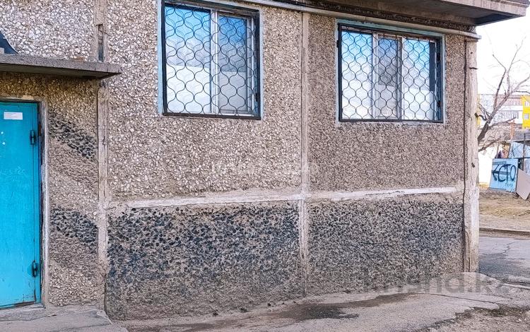 1-бөлмелі пәтер · 30.3 м² · 1/5 қабат, Бауыржана Мамышулы 3, бағасы: 7.9 млн ₸ в Жезказгане — фото 2