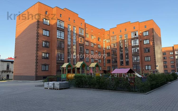 2-бөлмелі пәтер · 62 м² · 2/5 қабат, мкр. Алтын орда, Мангилик Ел 30Б, бағасы: 34 млн ₸ в Актобе — фото 2