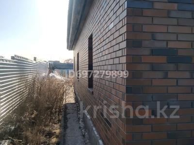 Жер үй мен саяжайлар в Акмолинской обл.: Жеке үй · 6 бөлме · 127 м² · 20 сот., Достык 2.Б — Возле речки, бағасы: 20 млн 〒 Жеке үй · 6 бөлме · 127 м² · 20 сот., Достык 2.Б — Возле речки, бағасы: 20 млн 〒 в Рахымжана кошкарбаевой