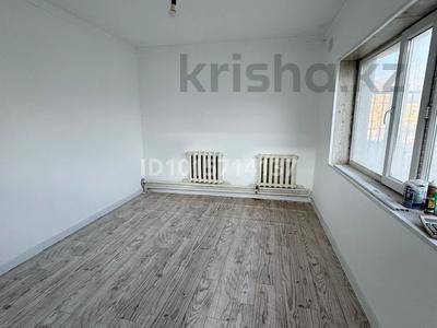 Еркін · 13 м², бағасы: 900 000 ₸ в Жанаозен