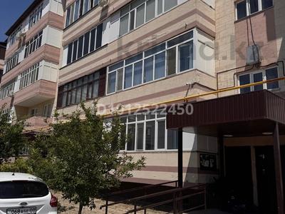 2-бөлмелі пәтер · 56 м² · 1/5 қабат, мкр Улы Дала 19 — Возле садика Аделита, бағасы: 100 000 ₸ в Таразе