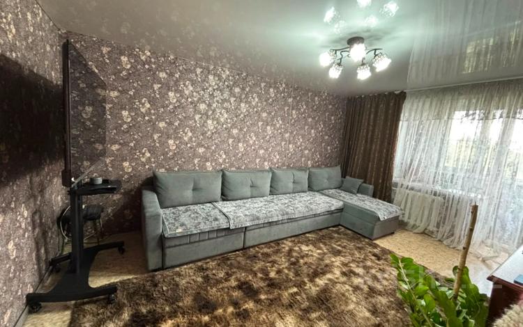 3-комнатная квартира · 66 м² · 5/5 этаж, Пр. Нурсултана Назарбаева 87 за 24 млн ₸ в Усть-Каменогорске — фото 8