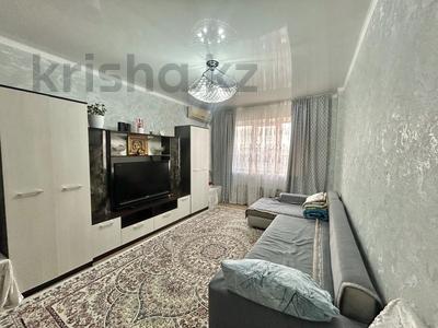 2-комнатная квартира · 61.4 м² · 9/9 этаж, мкр Аксай-4 — Б.Момышулы- Жубанова за 35.5 млн 〒 в Алматы, Ауэзовский р-н