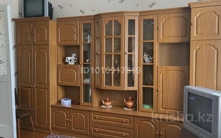 2-комнатная квартира · 60.1 м² · 1/2 этаж, Майкудук, Белинского 44 за 12 млн ₸ в Караганде, Алихана Бокейханова р-н — фото 2