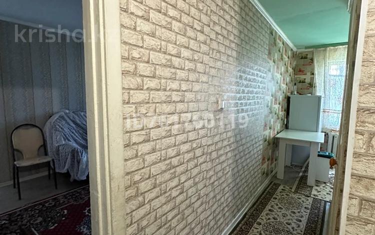 2-бөлмелі пәтер · 47 м² · 4/5 қабат, 11-й микрорайон, 11-й микрорайон 215 б, бағасы: 17 млн ₸ в Шымкенте, Енбекшинский р-н — фото 2