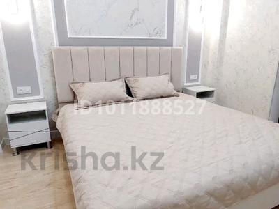 2-комнатная квартира · 67 м² · 1/3 этаж, ул. Б. Батырбекова 21 за 20 000 ₸ в Туркестане