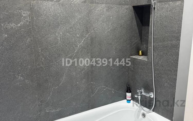 3-комнатная квартира · 70 м² · 9/9 этаж, мкр Нурсая, Абылхаир хана 69 за 52 млн ₸ в Атырау — фото 2
