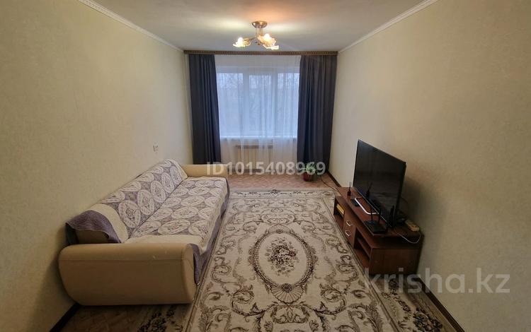 3-комнатная квартира · 62 м² · 5/5 этаж, М.Ауэзова за 250 000 ₸ в Хромтау — фото 2