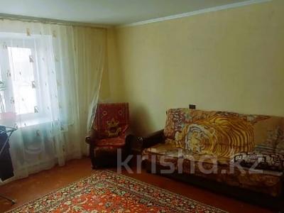 3-комнатная квартира, 63 м², 1/5 этаж, мкр. Зачаганск пгт, Сагынгали Сейитова за 13.5 млн 〒 в Уральске, мкр. Зачаганск пгт