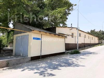 Отдельный дом · 8 комнат · 240 м² · 8 сот., Курмангазы 54 — Шаймерденова Курмангазы за 110 млн ₸ в Шымкенте, Аль-Фарабийский р-н