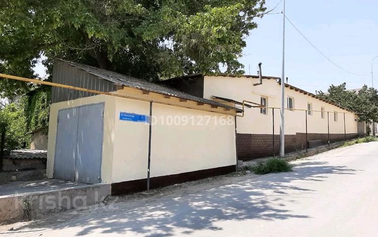 Отдельный дом · 8 комнат · 240 м² · 8 сот., Курмангазы 54 — Шаймерденова Курмангазы за 110 млн ₸ в Шымкенте, Аль-Фарабийский р-н — фото 2