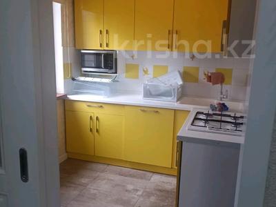 3-комнатная квартира, 60 м², 2/4 этаж помесячно, мкр №9 за 290 000 〒 в Алматы, Ауэзовский р-н