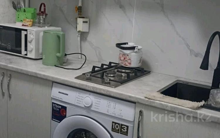 1-бөлмелі пәтер · 33 м² · 2/5 қабат, 5 микрорайон 2, бағасы: 150 000 ₸ в Конаеве — фото 7
