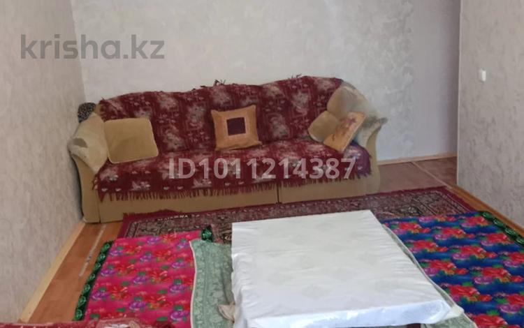 2-бөлмелі пәтер · 42 м² · 1/5 қабат, 2 мкр 27 — 9 школа, бағасы: ~ 3.5 млн ₸ в Житикаре — фото 3
