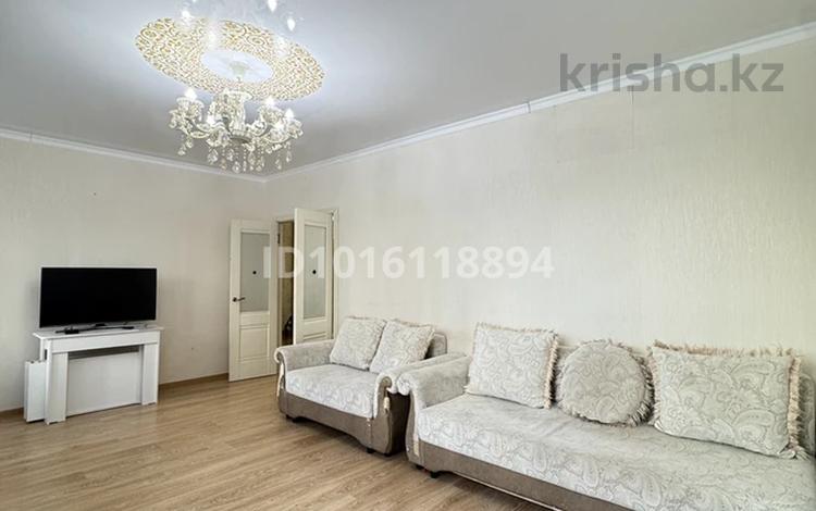 3-комнатная квартира · 100 м² · 2/9 этаж, Сауран 7, 7а, 7Б, 7г — срочно за 44.9 млн ₸ в Астане, Есильский р-н — фото 2