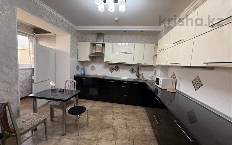 2-комнатная квартира · 80 м² · 5/25 этаж, Абиша Кекилбайулы 270 за 350 000 ₸ в Алматы, Бостандыкский р-н — фото 2