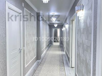 4-комнатная квартира · 120 м² · 6/12 этаж, 33-й мкр, 33 мкрн 6 за 36 млн ₸ в Актау