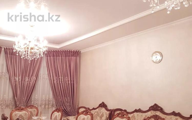 Отдельный дом • 8 комнат • 350 м² • , Астана за 75 млн 〒 в  — фото 14