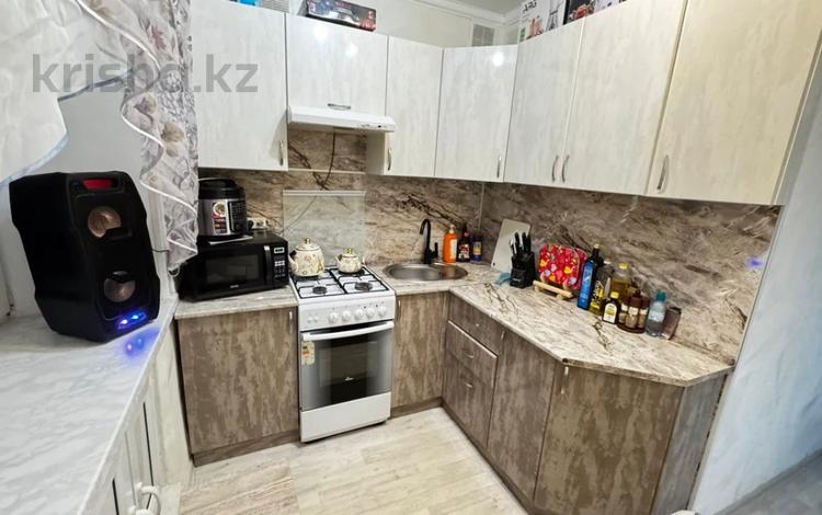 2-бөлмелі пәтер · 41.8 м² · 5/5 қабат, Бородина 221а, бағасы: 18 млн ₸ в Костанае — фото 5