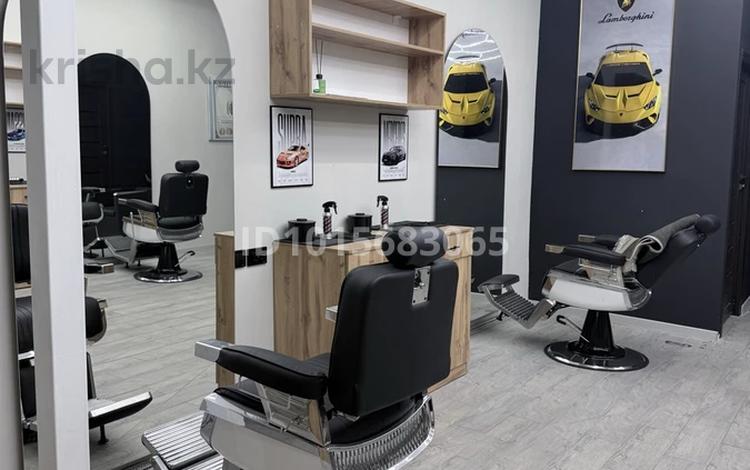 Салоны красоты, студии · 34 м² за 500 000 ₸ в Шымкенте — фото 2