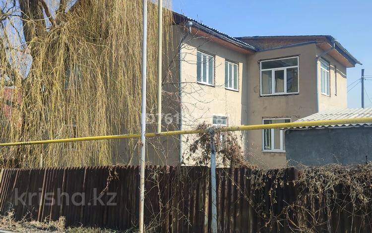 Отдельный дом · 6 комнат · 210 м² · 4.22 сот., мкр Акжар — Бекешева Жандосова за 51 млн ₸ в Алматы, Наурызбайский р-н — фото 2
