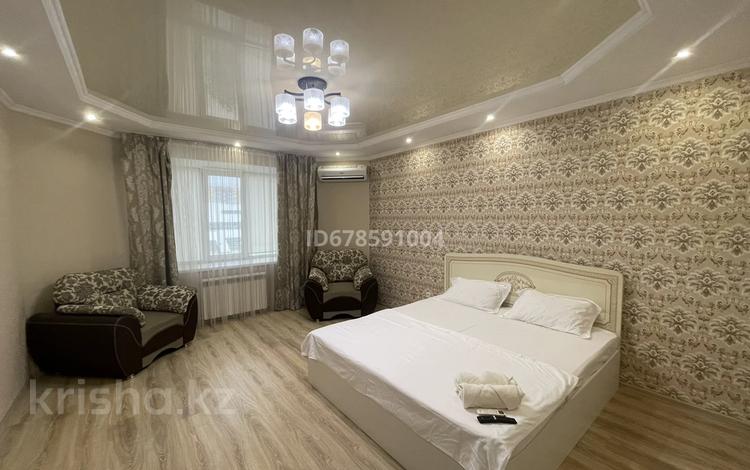 1-бөлмелі пәтер · 50 м² · 3/5 қабат, мкр. Алтын орда, Мкр. Батыс-2 4 — Ораз татеулы, бағасы: 12 000 ₸ в Актобе — фото 5