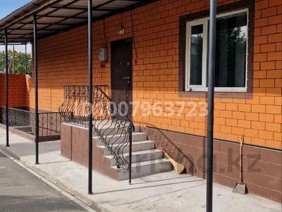 Отдельный дом · 4 комнаты · 259 м² · 15 сот., мкр Акжар 12 за 95 млн ₸ в Алматы, Наурызбайский р-н