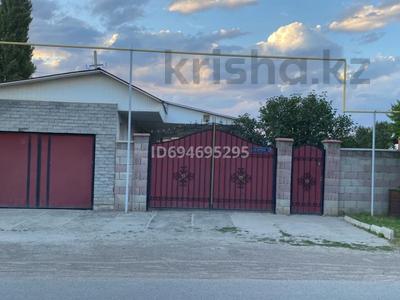 Отдельный дом · 3 комнаты · 81 м² · 8 сот., Гагарина 32 за 20 млн 〒 в Чапаево