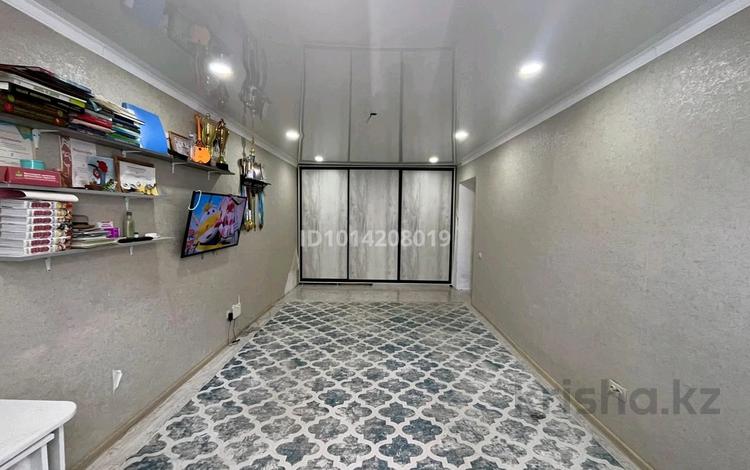 2-комнатная квартира · 63.9 м² · 2/5 этаж, мкр. Алтын орда — Сзади 63 школы за 22.8 млн ₸ в Актобе — фото 2