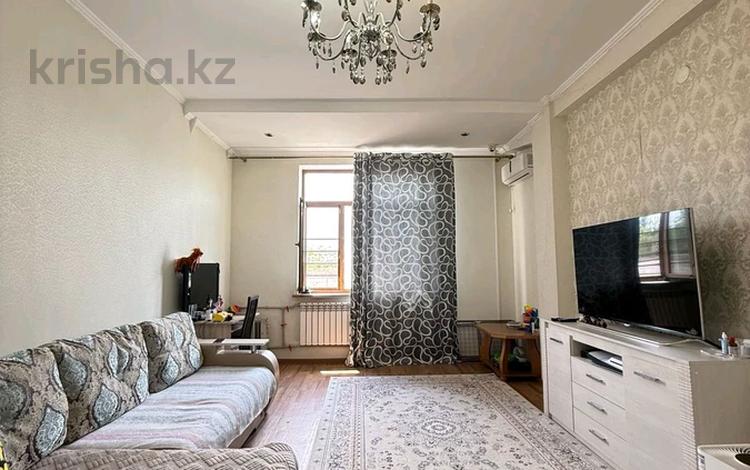 2-бөлмелі пәтер · 75.7 м² · 5/5 қабат, Айтеке би 12, бағасы: 30 млн ₸ в Таразе — фото 12