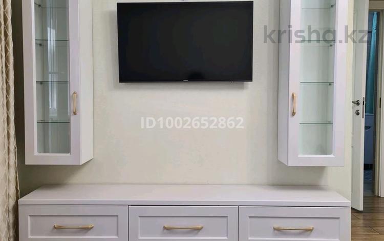 1-комнатная квартира · 35 м² · 2/5 этаж, мкр Коктем-1 46 за 320 000 ₸ в Алматы, Бостандыкский р-н — фото 2