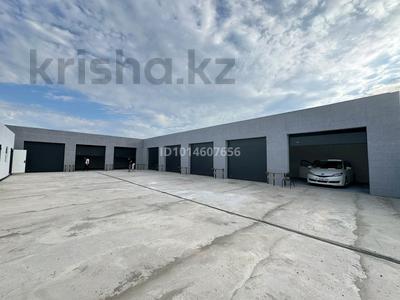 Кеңселер, дүкендер мен бутиктер, қоймалар · 250 м², бағасы: 60 млн ₸ в Атырау, мкр	Байтак-3