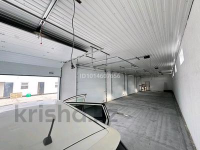Офисы, магазины и бутики, склады · 250 м² за 55 млн ₸ в Атырау, мкр	Байтак-3