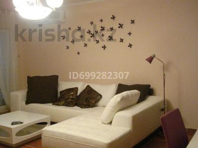 3-комнатная квартира · 80 м² · 2/5 этаж, ул. Жангир Хана за 9 000 〒 в Уральске