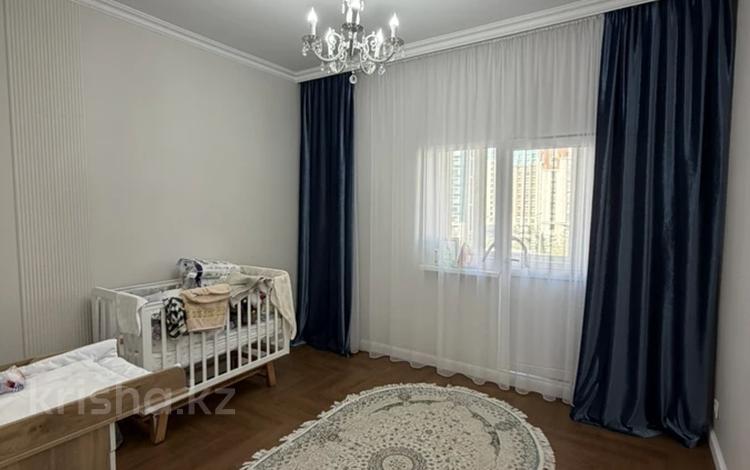 3-бөлмелі пәтер · 80.5 м² · 4/7 қабат, Улы Дала 54, бағасы: ~ 85 млн ₸ в Астане, Есильский р-н — фото 2