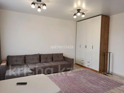 1-комнатная квартира · 32 м² · 2/3 этаж, мкр Акжар, Аккол за 160 000 〒 в Алматы, Наурызбайский р-н