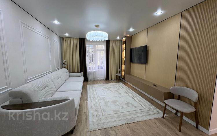 3-бөлмелі пәтер · 90 м² · 2/5 қабат, Республики 91, бағасы: ~ 46 млн ₸ в Косшы — фото 2