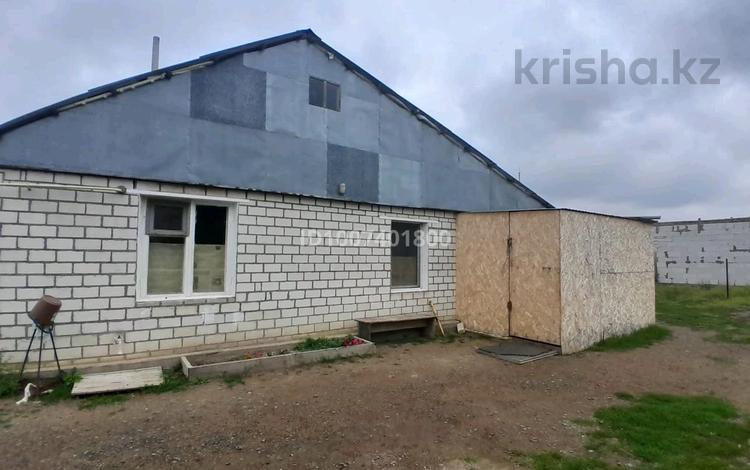 Отдельный дом · 4 комнаты · 100 м² · 4 сот., Жана 15 за 9.5 млн ₸ в Аксае — фото 3