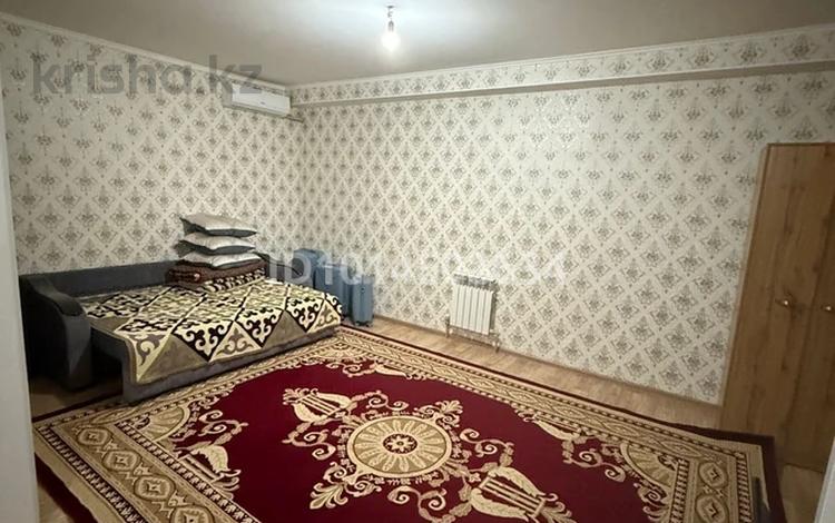 2-комнатная квартира · 60 м² · 7/9 этаж, мкр Астана 77 — Шымкент спага карама карсы за 200 000 ₸ в Каратауский р-н — фото 2